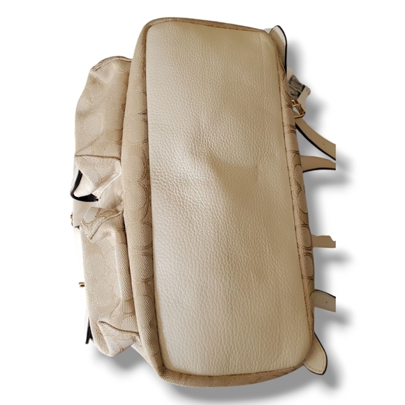 COACH F30275 Outline Signature Billie Khaki Chalk Jacquard Backpack - Picture 5 of 14